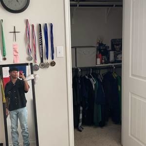 Meet your Posher, Jonathan